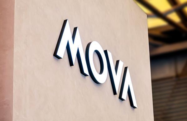 <p>MOVA 首場海外發布會在新加坡舉辦</p>